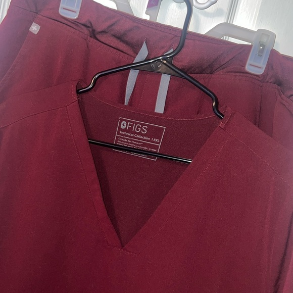 XXL scrubs - Picture 3 of 3